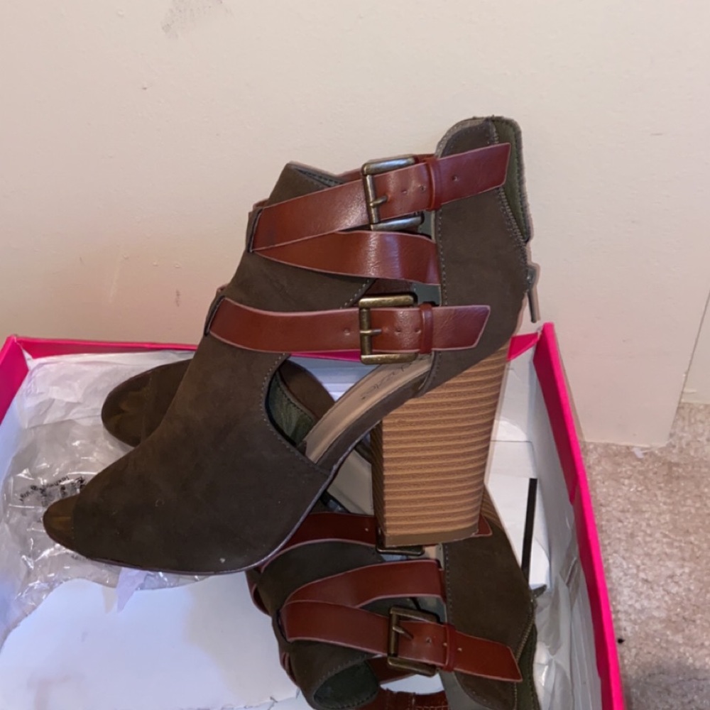 Bootie - Picture 2 of 2